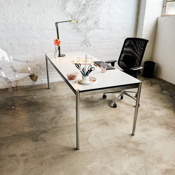 USM Haller Tisch - perlgrau alumatt - 200 x 80 cm - gebrauchter TOP Zustand