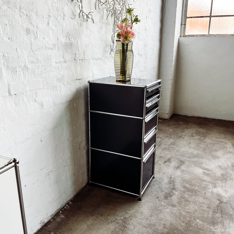 USM Haller - Standcontainer - anthrazit - 5 Schubladen - gebrauchte Designermöbel