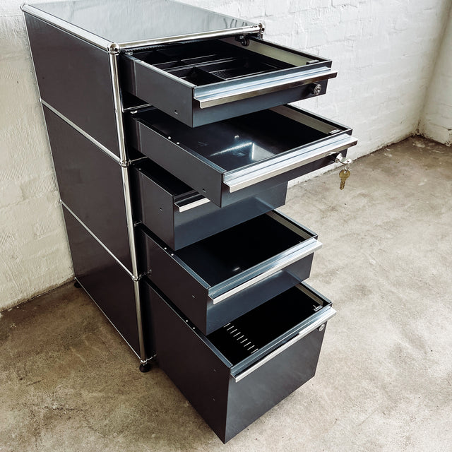 USM Haller - Standcontainer - anthrazit - 5 Schubladen - gebrauchte Designermöbel