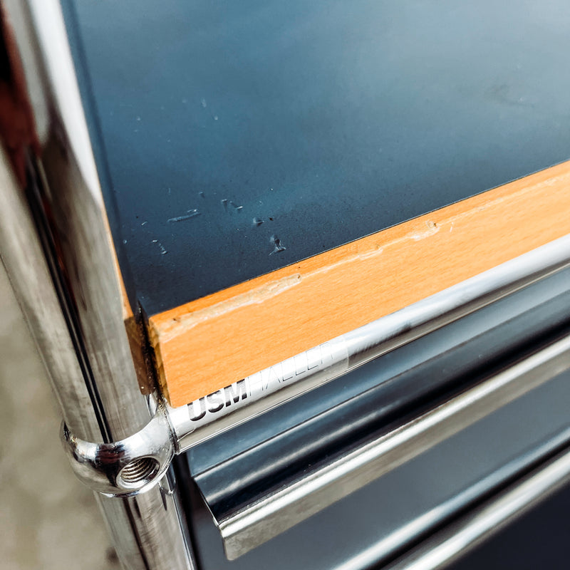 USM Haller - Theke/Bartheke - anthrazit - gebrauchte Designermöbel