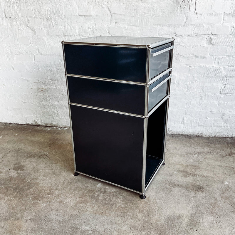 USM Haller - Standcontainer - schwarz - gebrauchte Designermöbel