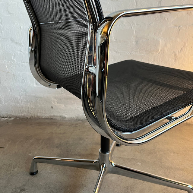 Vitra - EA 108 - Konferenzstuhl - Charles und Ray Eames - gebrauchter TOP Zustand