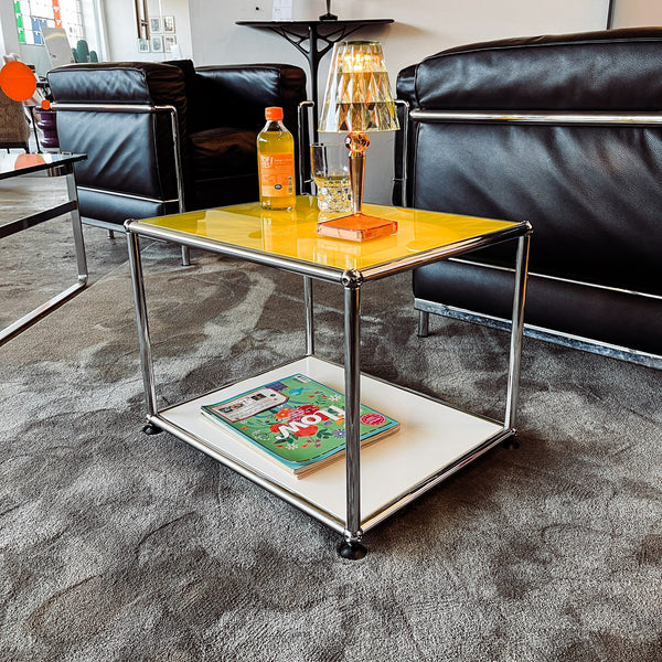 USM Haller - Beistelltisch - Glas - gelb - weiß - gebrauchter TOP Zustand