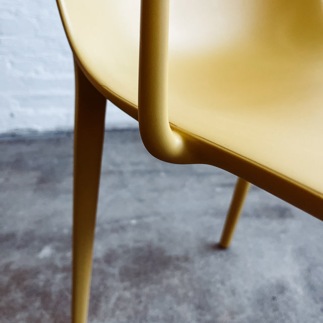 Kartell - Armlehnstuhl H.H.H. - gelb - Philippe Starck - Outdoor - NEU