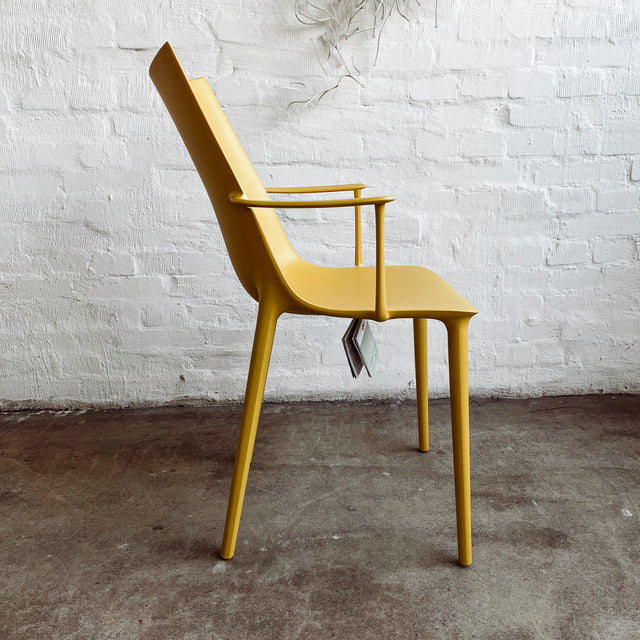 Kartell - Armlehnstuhl H.H.H. - gelb - Philippe Starck - Outdoor - NEU