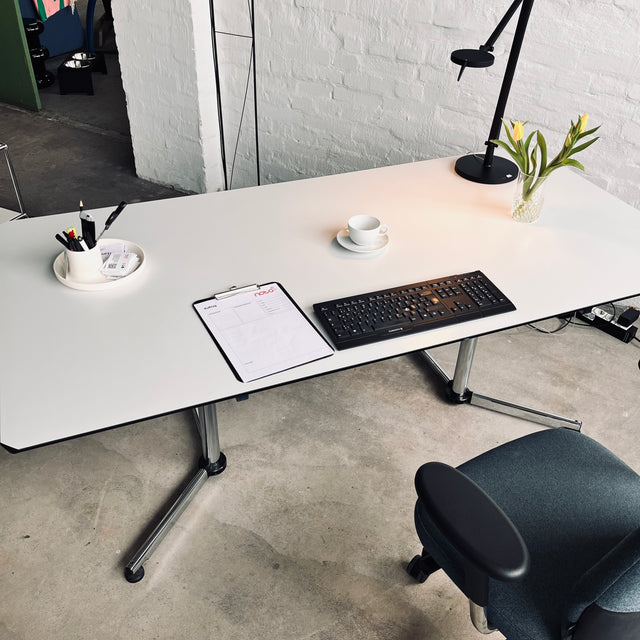 USM Kitos - Tisch - perlgrau - 180 x 90 cm - guter gebrauchter Zustand