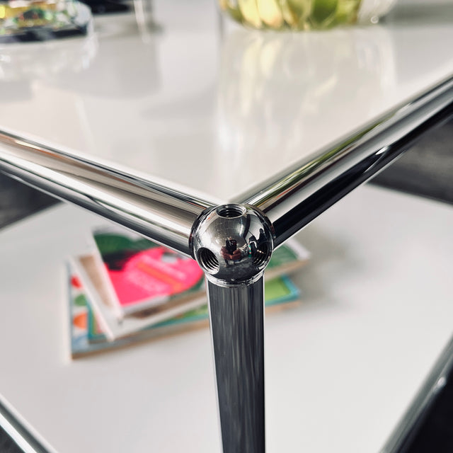 USM Haller - Beistelltisch - 75 cm x 75 cm - weiß - gebrauchter TOP Zustand