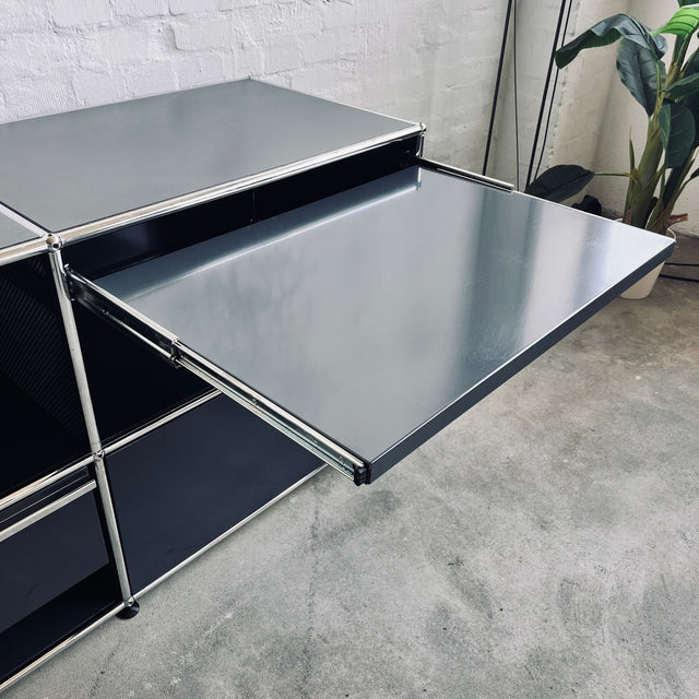 USM Haller - Sideboard - anthrazit - 1 Schublade, 1 Ausziehtablar und 1 Klapptür - guter gebrauchter Zustand