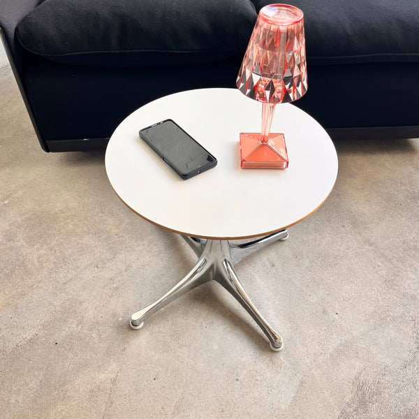 Herman Miller - Pedestal Beistelltisch - Weiß/Alu poliert - George Nelson - sehr guter gebrauchter Zustand