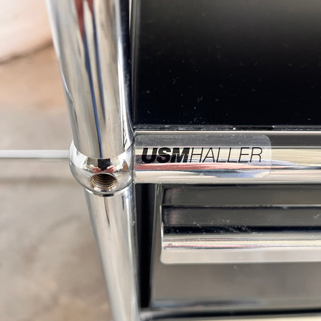 USM Haller - Schreibtisch - schwarz - guter gebrauchter Zustand