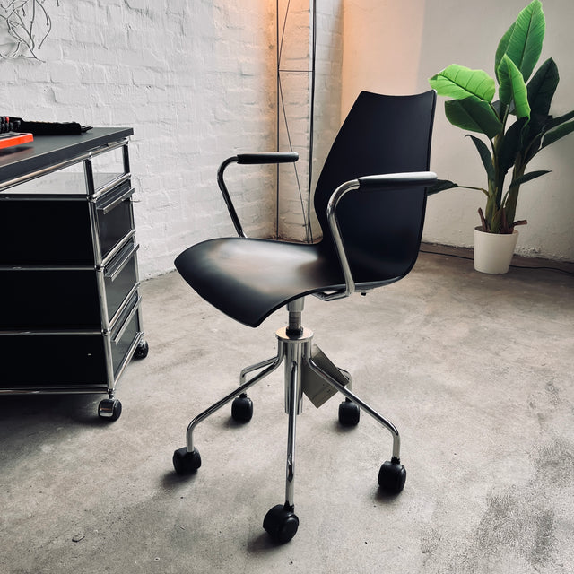 Kartell - Schreibtischstuhl - Maui - schwarz - Vico Magistretti - NEU