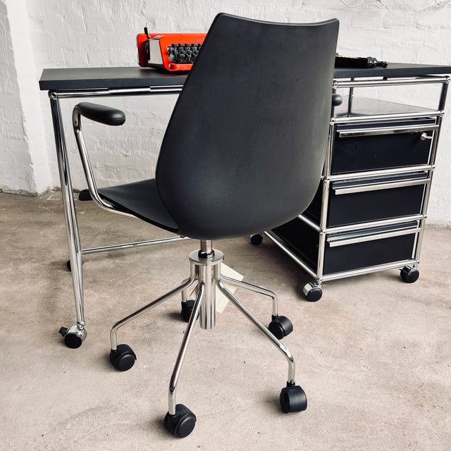 Kartell - Schreibtischstuhl - Maui - schwarz - Vico Magistretti - NEU