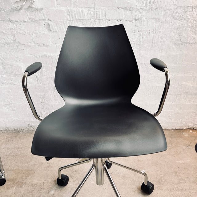 Kartell - Schreibtischstuhl - Maui - schwarz - Vico Magistretti - NEU