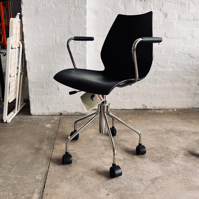 Kartell - Schreibtischstuhl - Maui - schwarz - Vico Magistretti - NEU