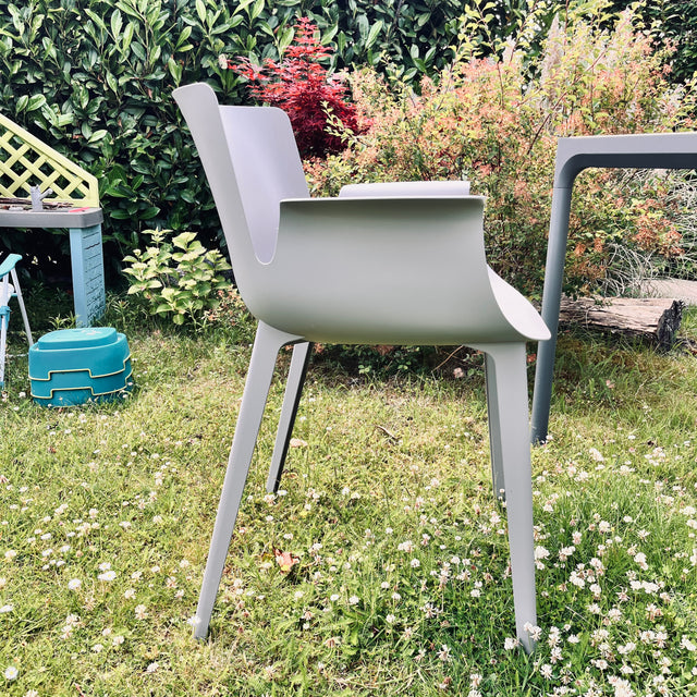 Kartell - Armlehnstuhl - Piuma - grau - Piero Lissoni - Outdoor - NEU