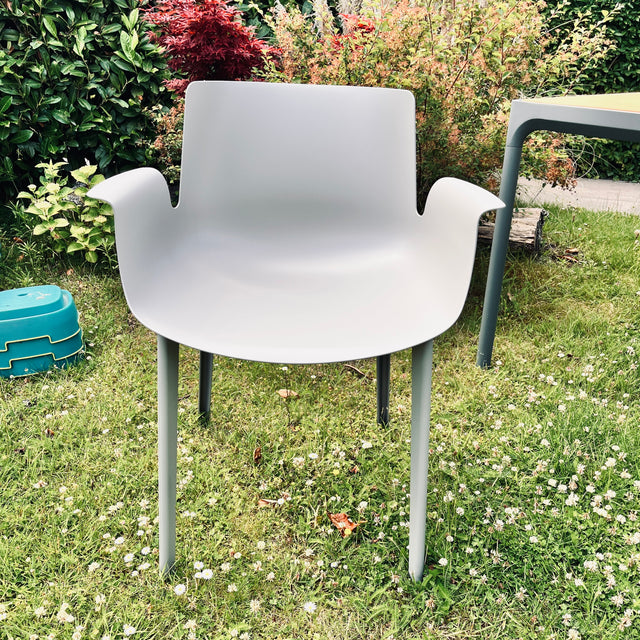 Kartell - Armlehnstuhl - Piuma - grau - Piero Lissoni - Outdoor - NEU