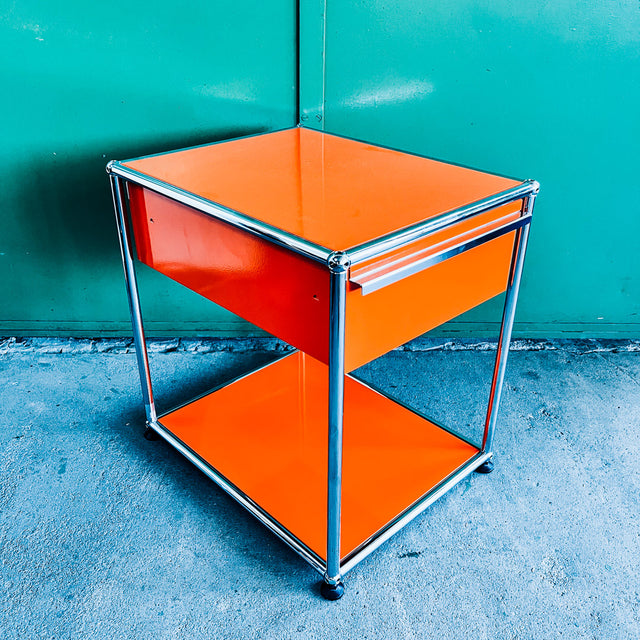 USM Haller - Nachttisch/Druckertisch - orange - gebrauchter TOP Zustand