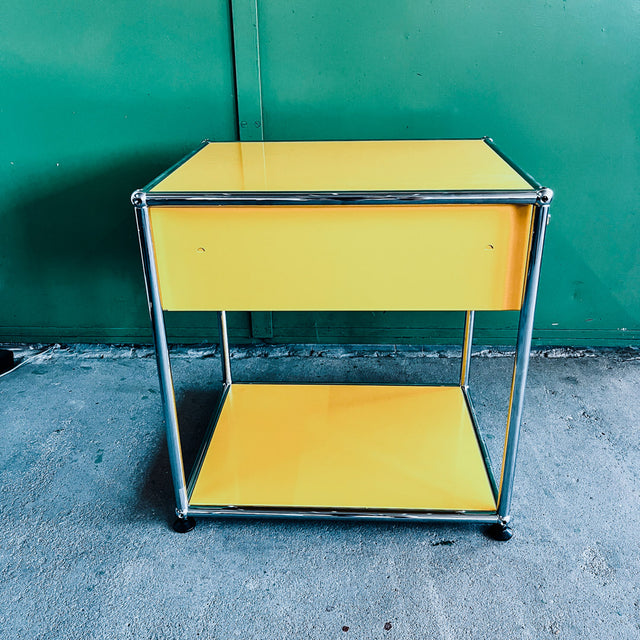 USM Haller - Nachttisch/Druckertisch - gelb - gebrauchter TOP Zustand