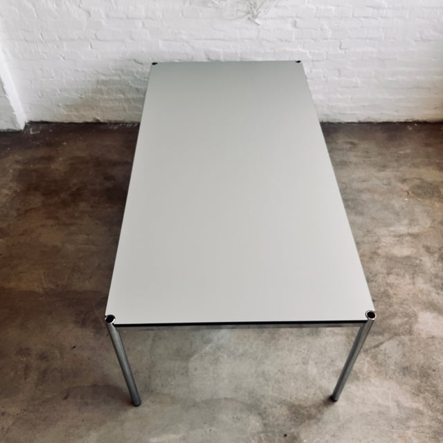 USM Haller - Tisch - mittelgrau - 200 x 100 cm - gebrauchter TOP Zustand