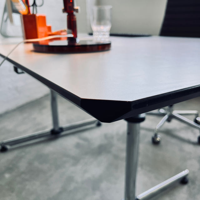 USM Kitos - Tisch - perlgrau alumatt - 180 x 90 cm - guter gebrauchter Zustand