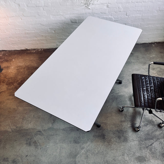 USM Kitos - Tisch - perlgrau alumatt - 180 x 90 cm - guter gebrauchter Zustand