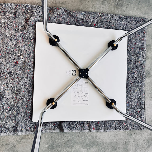 Vitra - Standard Table - weiß/Edelstahl - Outdoor - Charles & Ray Eames - gebrauchter TOP Zustand