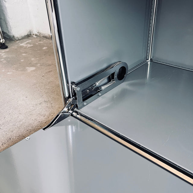USM Haller - Highboard - Mittelgrau/Glas - gebrauchter TOP Zustand