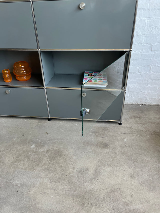 USM Haller - Highboard - Mittelgrau/Glas - gebrauchter TOP Zustand