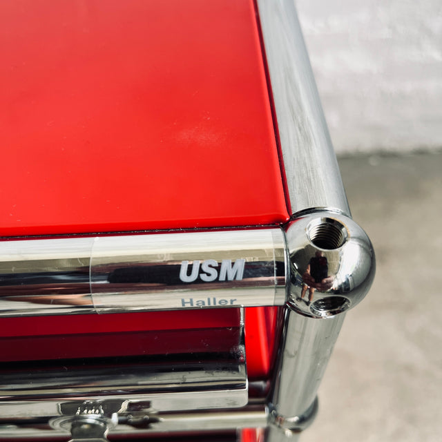 USM Haller - Rollcontainer - rubinrot - gebrauchter TOP Zustand