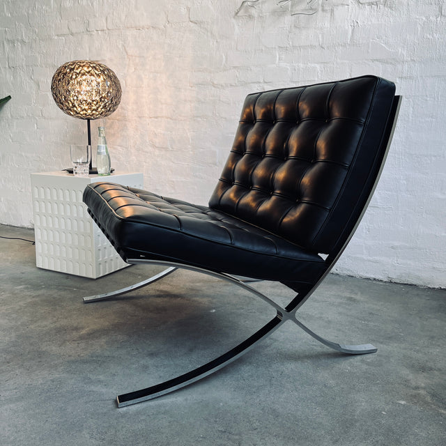 Knoll International - Barcelona Chair - Leder Venezia schwarz - TOP Zustand!