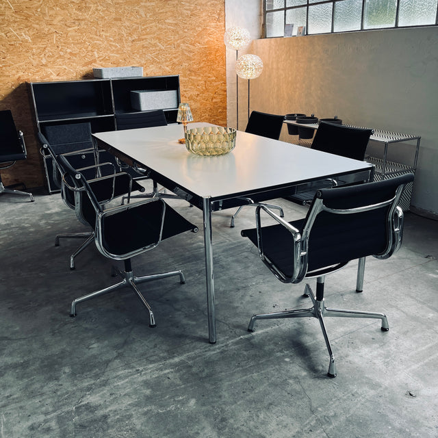 Vitra - EA 108 Alu Chair - Konferenzstuhl/Besucherstuhl - schwarz - Charles & Ray Eames - sehr guter gebrauchter Zustand