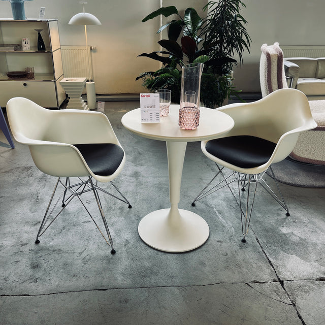 Vitra - Eames Plastic Armchair DAR - Armlehnenstuhl - weiß - Charles und Ray Eames - guter gebrauchter Zustand