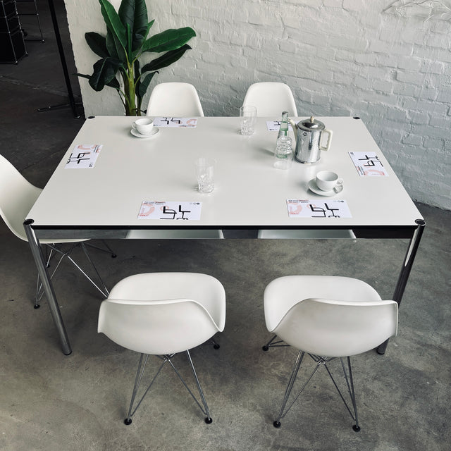 USM Haller - Tisch - perlgrau alumatt - 150 x 104,5 cm - guter gebrauchter Zustand
