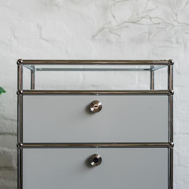 USM Haller - Highboard 1x4 - 1 Schublade und 2 Klappen - lichtgrau - gebrauchter TOP Zustand