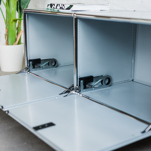 USM Haller - Lowboard 2x1 - 2 Klappen - mattsilber - gebrauchter TOP Zustand
