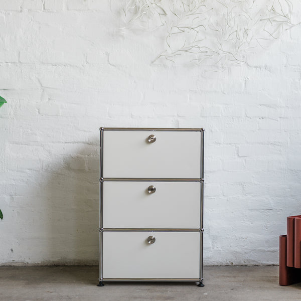 USM Haller - Highboard 1x3 - 3 Klappen - weiß - gebrauchter TOP Zustand