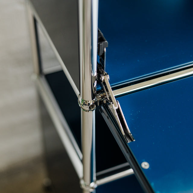 USM Haller - Highboard 1x3 - 2 Klappen - stahlblau - guter gebrauchter Zustand