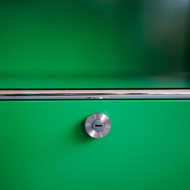 USM Haller - Sideboard - grün - gebrauchter TOP Zustand