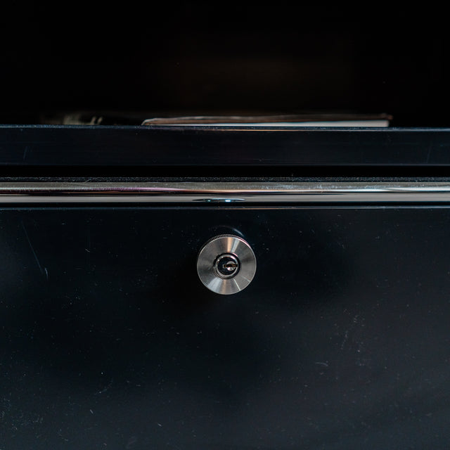 USM Haller - Sideboard - schwarz - gebrauchte TOP Qualität