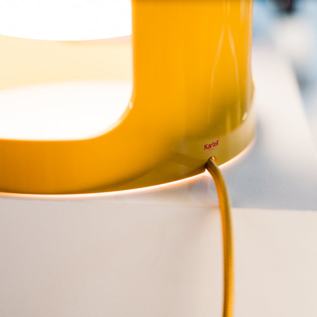 Kartell - Tischlampe KD28 - Joe Columbo - VERSCHIEDENE FARBEN - NEU!