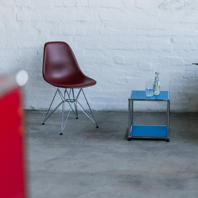 USM Haller - Beistelltisch - 37 x 37 cm - enzianblau - guter gebrauchter Zustand