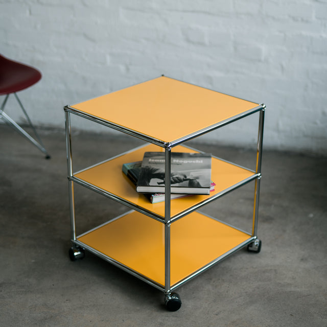 USM Haller - Beistelltisch - 52 x 52 cm - gelb - gebrauchter TOP Zustand