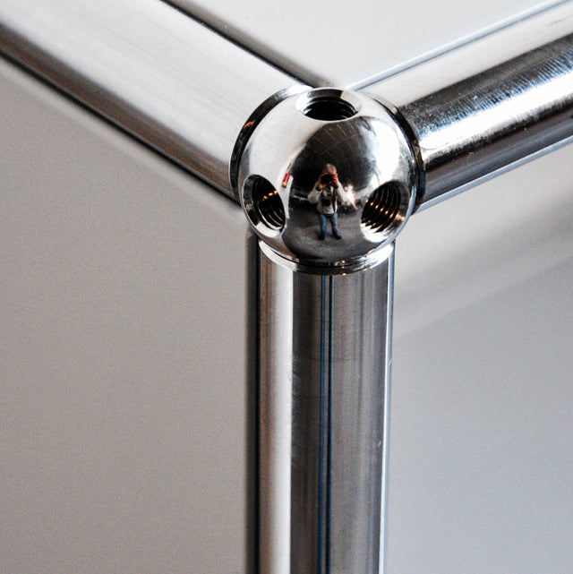 USM Haller - Lowboard - lichtgrau - gebrauchter TOP Zustand