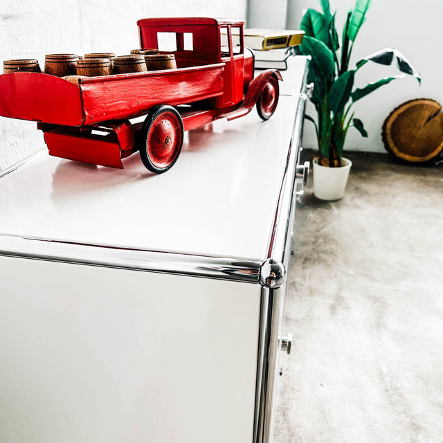 USM Haller - Sideboard - weiß - gebrauchter TOP Zustand