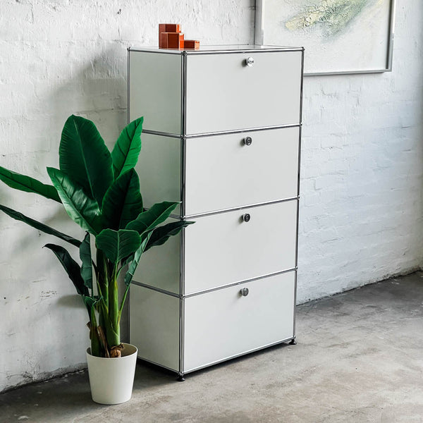 USM Haller - Highboard 1x4 - weiß - 4 Klappen - gebrauchter TOP Zustand