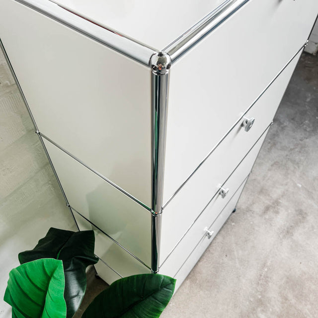 USM Haller - Highboard 1x4 - weiß - 4 Klappen - gebrauchter TOP Zustand