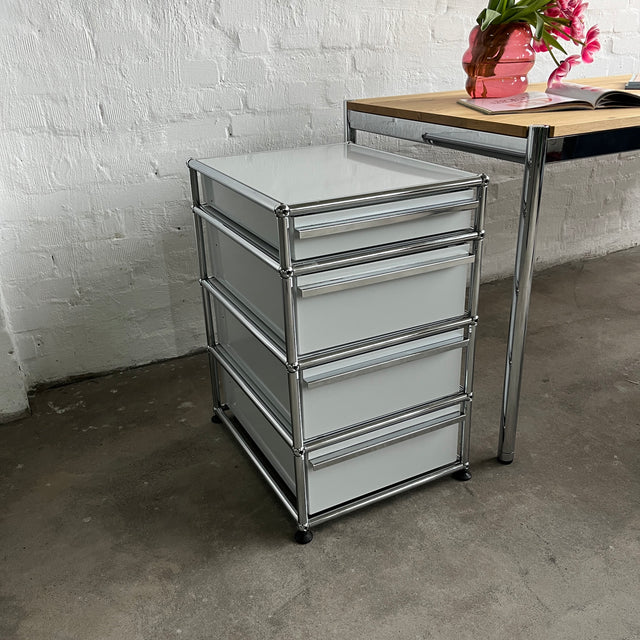 USM Haller - Standcontainer - Lichtgrau - 4 Schubladen - gebrauchter TOP Zustand