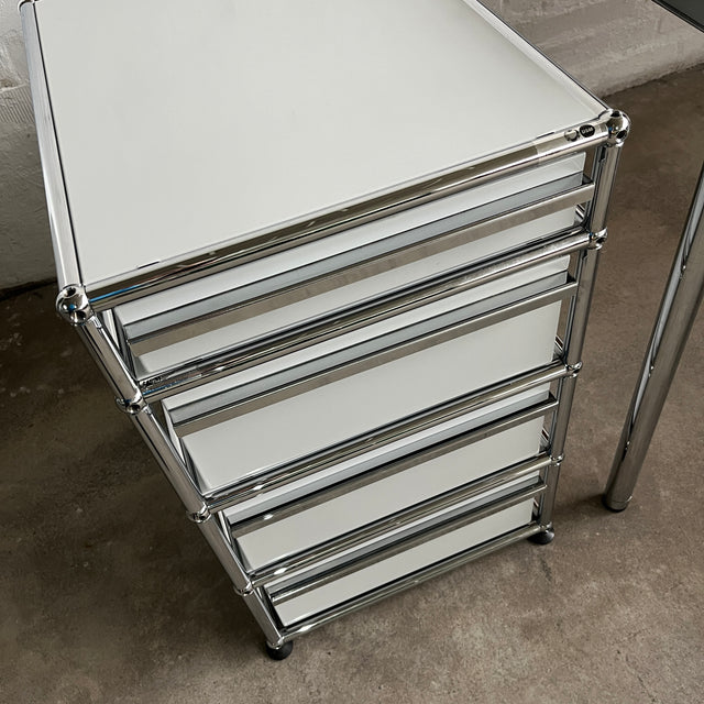 USM Haller - Standcontainer - Lichtgrau - 4 Schubladen - gebrauchter TOP Zustand