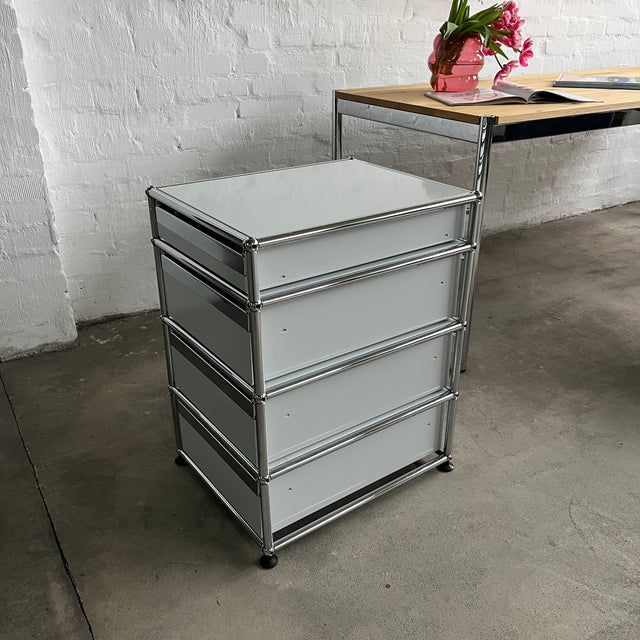 USM Haller - Standcontainer - Lichtgrau - 4 Schubladen - gebrauchter TOP Zustand