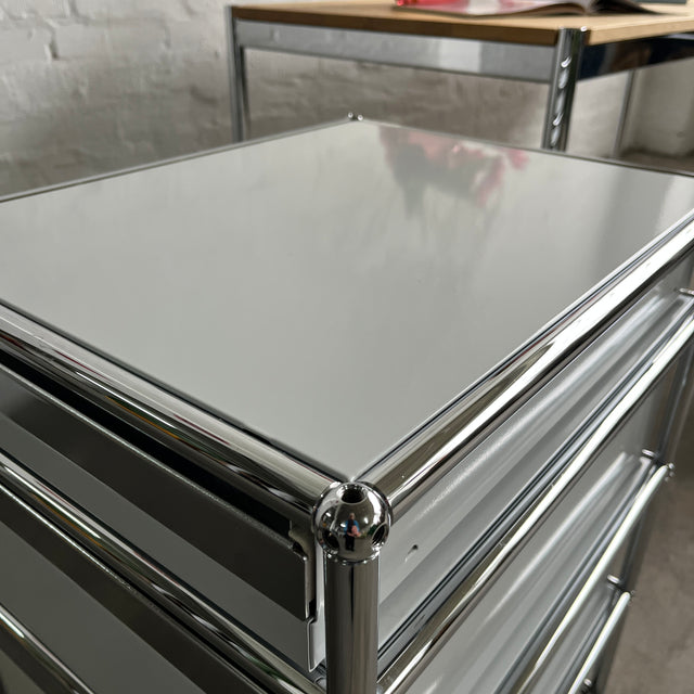 USM Haller - Standcontainer - Lichtgrau - 4 Schubladen - gebrauchter TOP Zustand